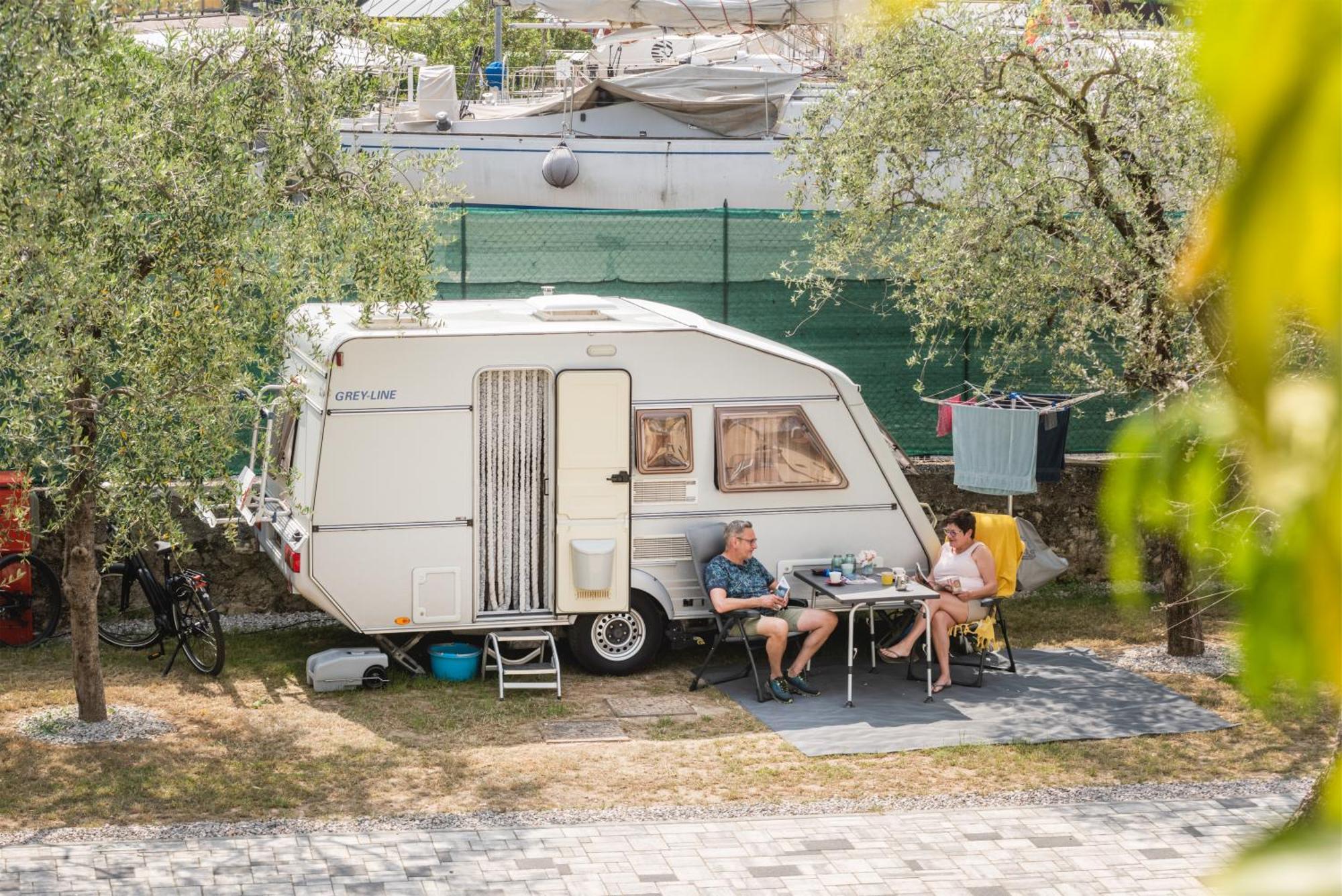 Al Lago Camping & Rooms Рива-дель-Гарда Экстерьер фото