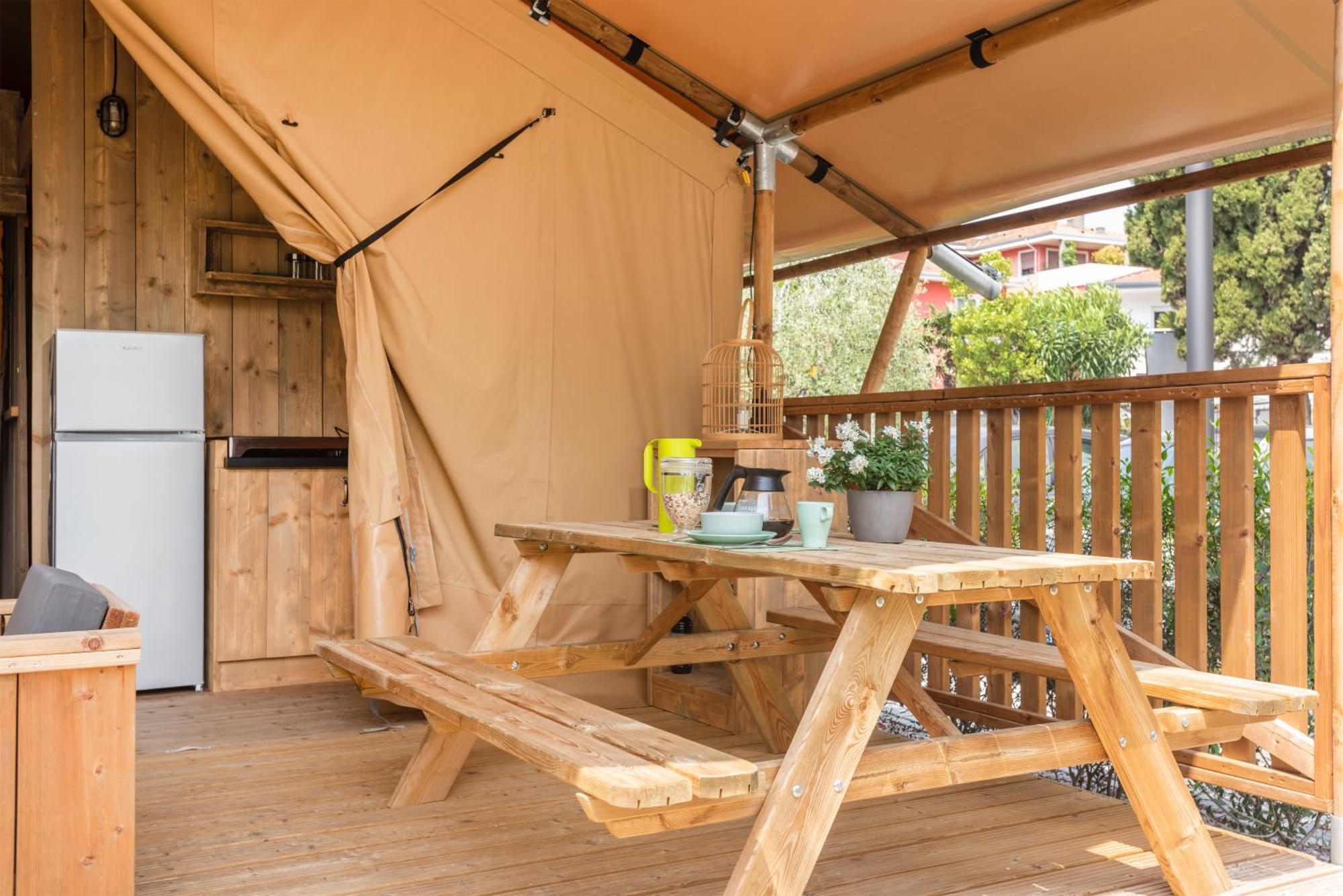 Al Lago Camping & Rooms Рива-дель-Гарда Экстерьер фото